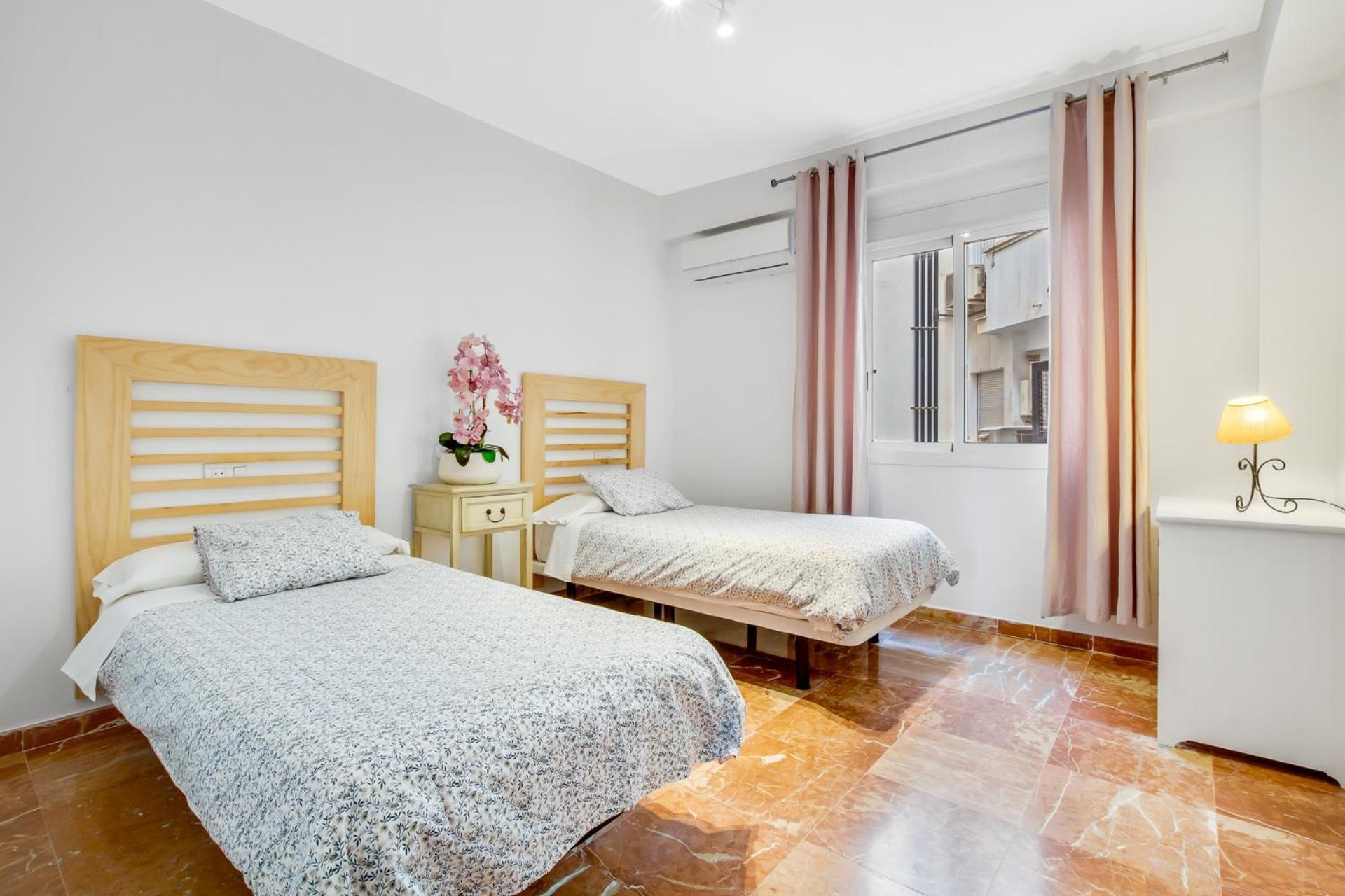 Apt Alameda De Colon Solo Familias Malaga Ngoại thất bức ảnh